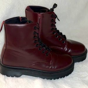 Combat boots - Women’s